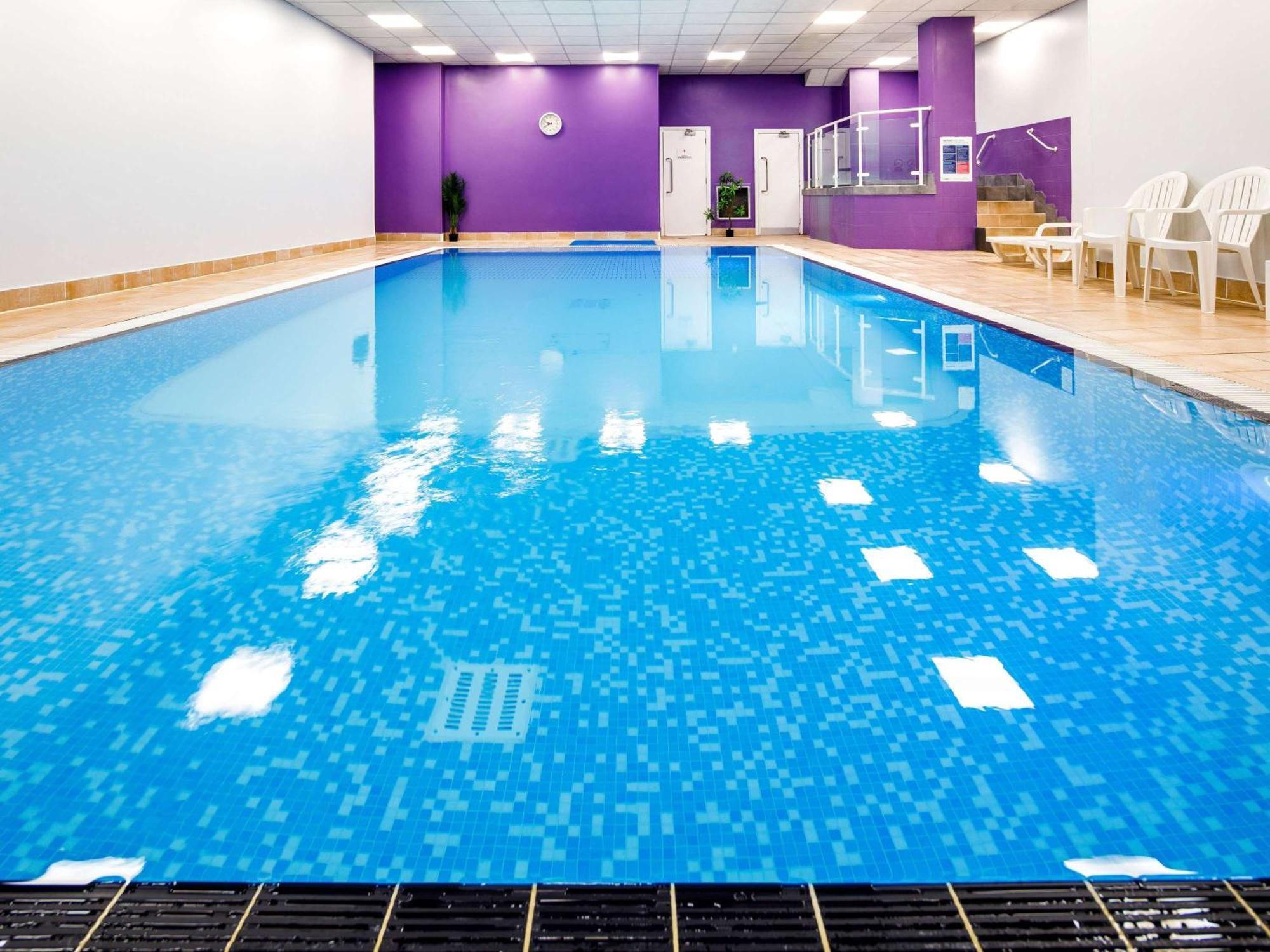 Mercure Telford Centre Hotel Екстериор снимка
